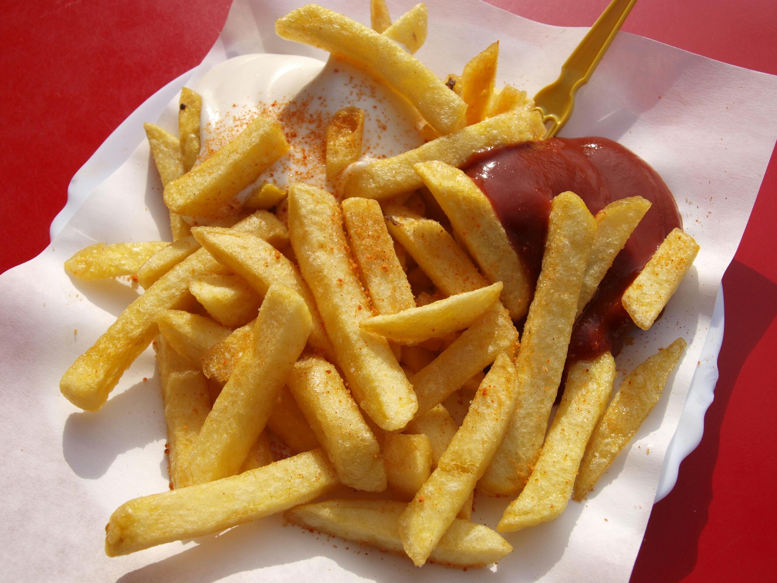 fries with ketchup